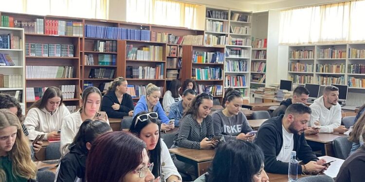 🤩 Iniciativa më e re e Federatës Shqiptare të Sportit Universitar mbi informimin publik të studentëve 👩‍🎓🧑‍🎓në të gjithë Shqipërinë 🇦🇱, në ndihmën e Shoqatave anëtare të FSHSU si dhe zhvillimin e aktiviteteve të Akademisë Vullnetare.
