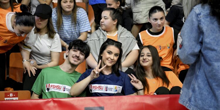 Pesë Javë Emocione dhe Pasion: Universitetet Shqiptare Bashkohen në Turneun Universitar!