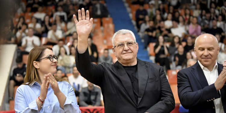 Pesë Javë Emocione dhe Pasion: Universitetet Shqiptare Bashkohen në Turneun Universitar!