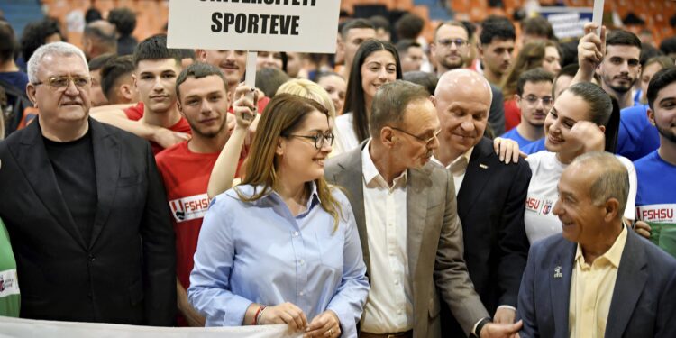 Pesë Javë Emocione dhe Pasion: Universitetet Shqiptare Bashkohen në Turneun Universitar!