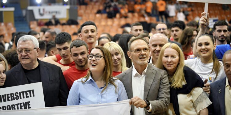 Pesë Javë Emocione dhe Pasion: Universitetet Shqiptare Bashkohen në Turneun Universitar!