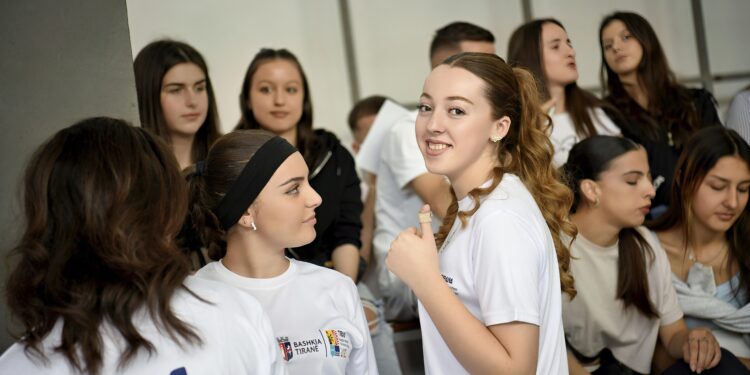 Pesë Javë Emocione dhe Pasion: Universitetet Shqiptare Bashkohen në Turneun Universitar!