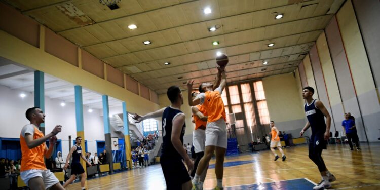 Pesë Javë Emocione dhe Pasion: Universitetet Shqiptare Bashkohen në Turneun Universitar!