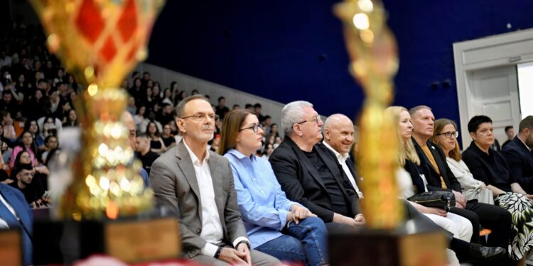 Pesë Javë Emocione dhe Pasion: Universitetet Shqiptare Bashkohen në Turneun Universitar!